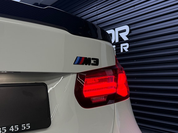 BMW M3 13 of 30