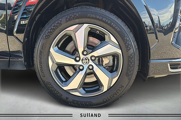 Toyota RAV4 24 of 25