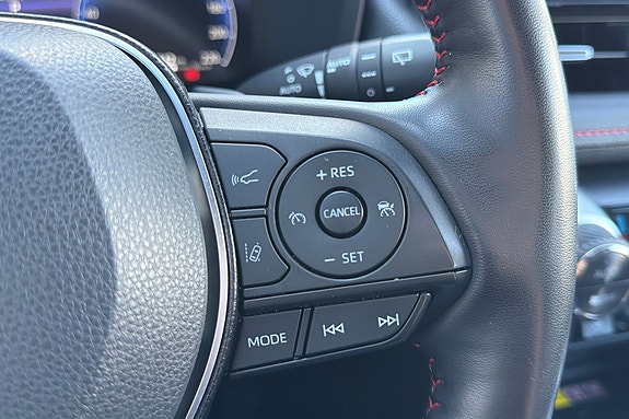 Toyota RAV4 20 of 25