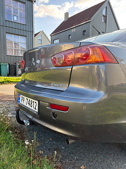Mitsubishi Lancer 5 of 14