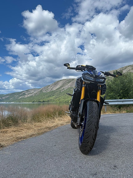 Yamaha MT-09 SP 4 of 8
