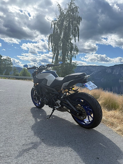 Yamaha MT-09 SP 3 of 8