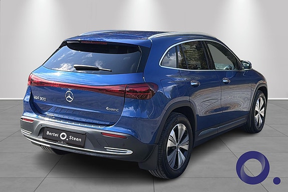 Mercedes-Benz EQA300 5 of 30