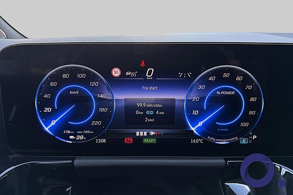 Mercedes-Benz EQA300 21 of 30