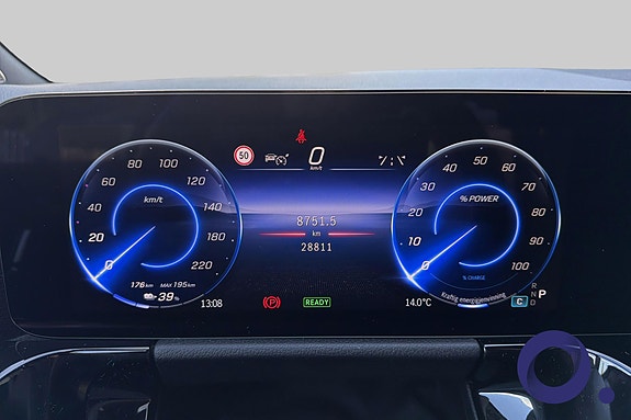 Mercedes-Benz EQA300 22 of 30