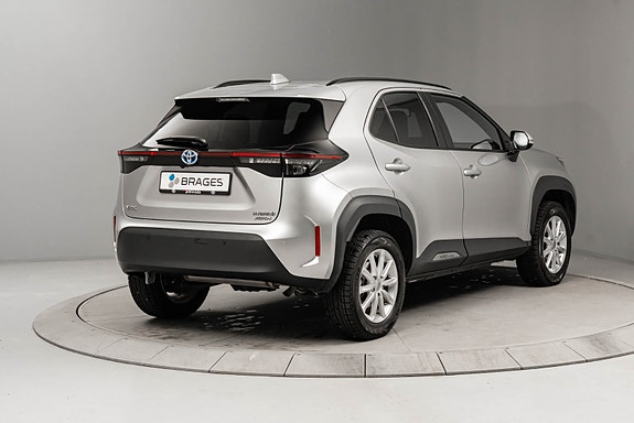 Toyota Yaris Cross 4 of 25