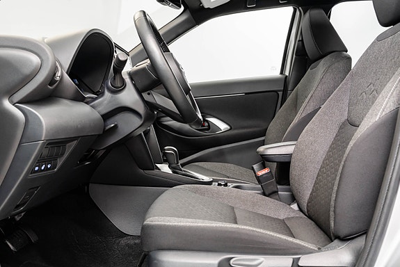 Toyota Yaris Cross 15 of 25