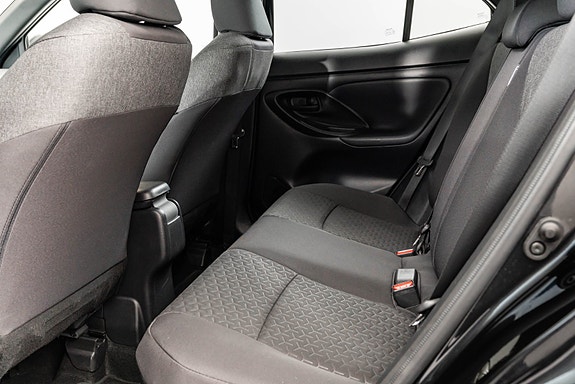 Toyota Yaris Cross 25 of 25