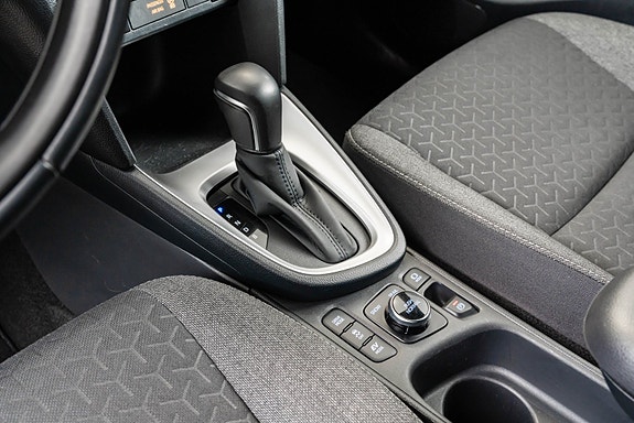 Toyota Yaris Cross 14 of 25