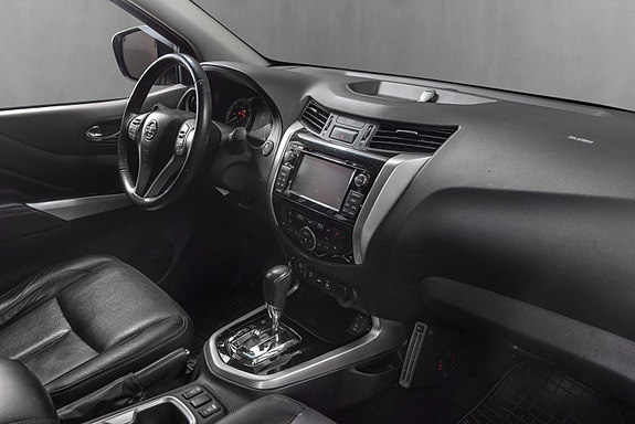 Nissan Navara 30 of 30