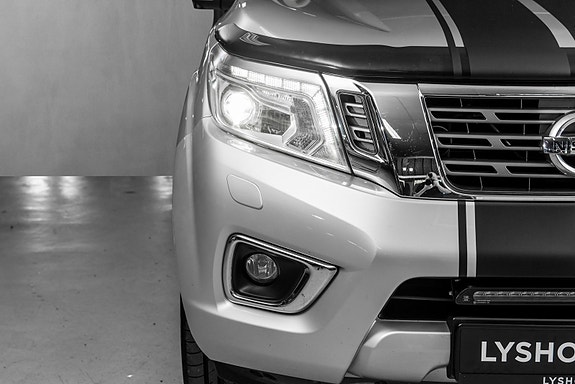 Nissan Navara 2 of 30