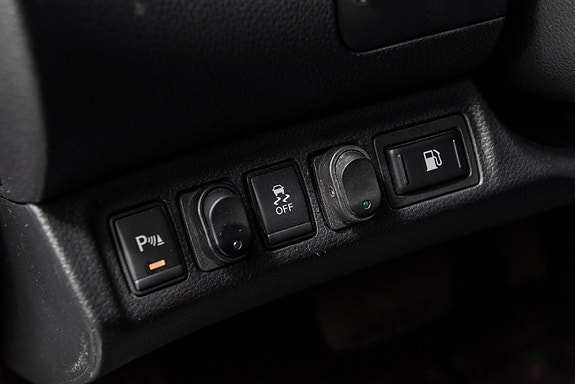 Nissan Navara 13 of 30