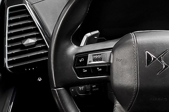 DS DS 7 Crossback 23 of 30