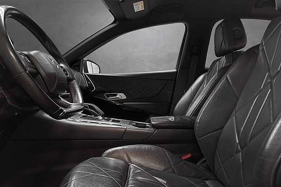 DS DS 7 Crossback 15 of 30