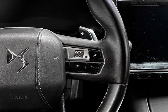 DS DS 7 Crossback 24 of 30