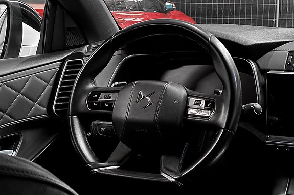 DS DS 7 Crossback 21 of 30