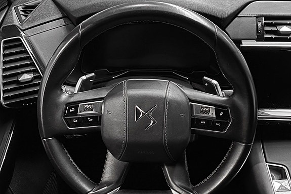 DS DS 7 Crossback 22 of 30