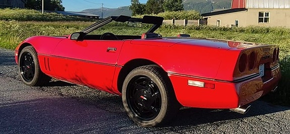 Chevrolet Corvette 21 of 30