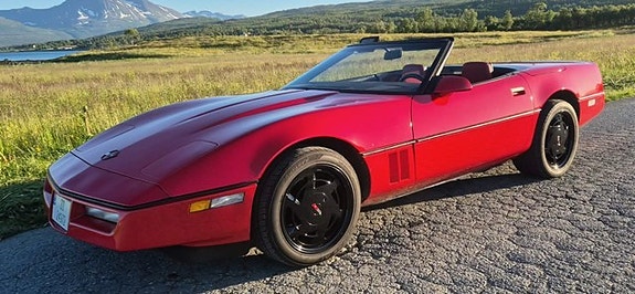 Chevrolet Corvette 23 of 30
