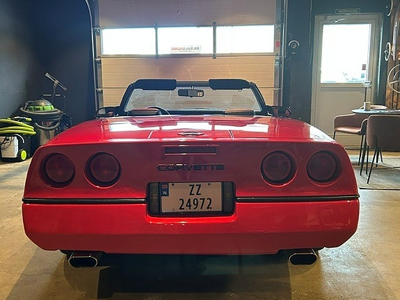 Chevrolet Corvette 22 of 30