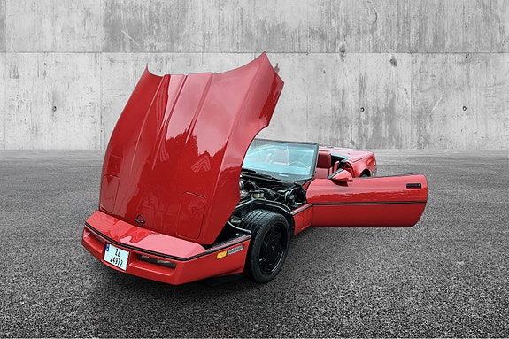 Chevrolet Corvette 8 of 30