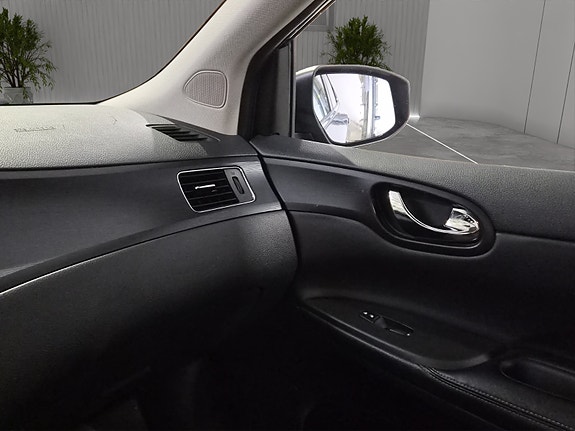 Nissan Pulsar 19 of 23