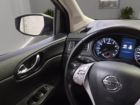 Nissan Pulsar 18 of 23