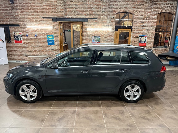 Volkswagen Golf VII 8 of 30