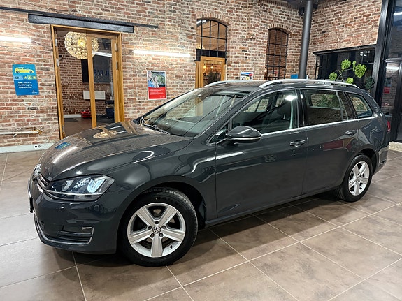 Volkswagen Golf VII 7 of 30