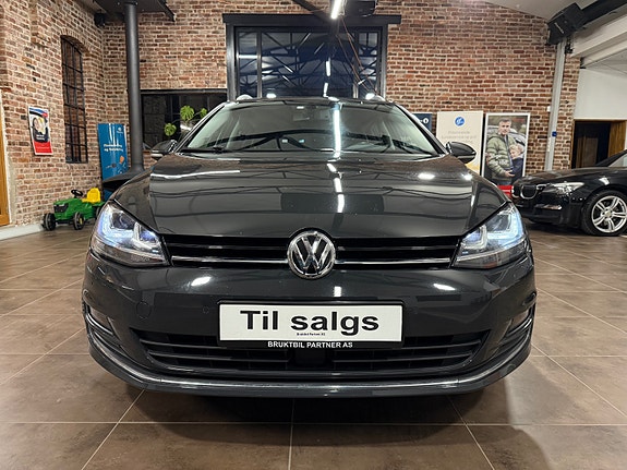 Volkswagen Golf VII 2 of 30