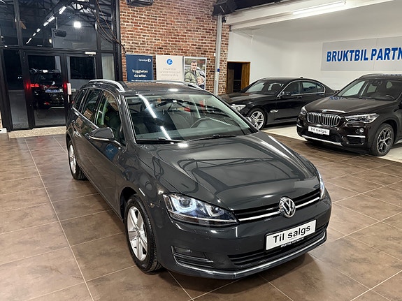 Volkswagen Golf VII 17 of 30
