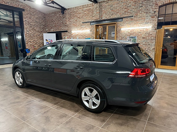 Volkswagen Golf VII 9 of 30