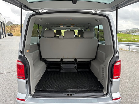 Volkswagen Caravelle 14 of 30