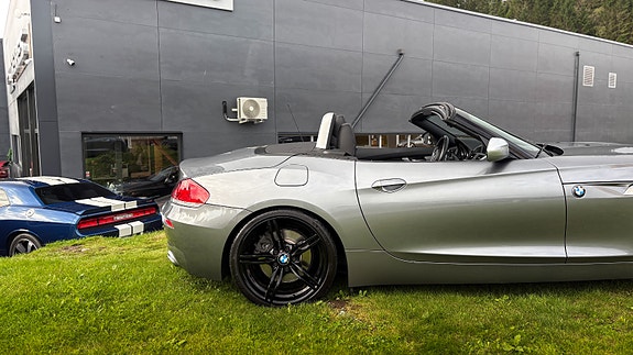 BMW Z4 8 of 30
