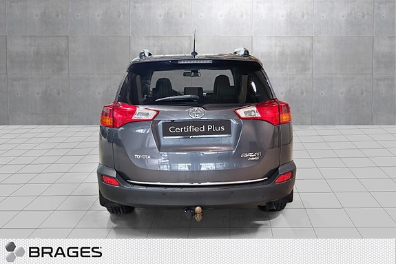 Toyota RAV4 23 of 23
