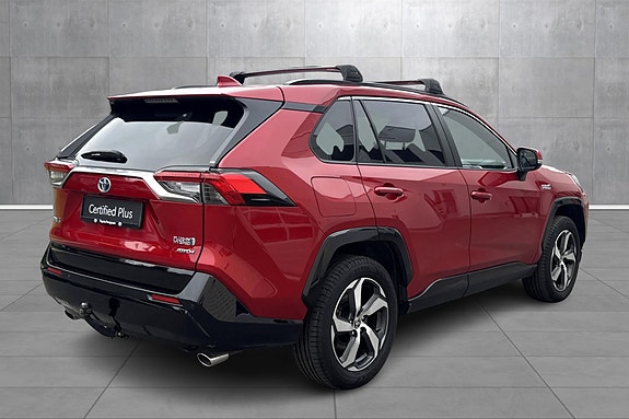 Toyota RAV4 5 of 19