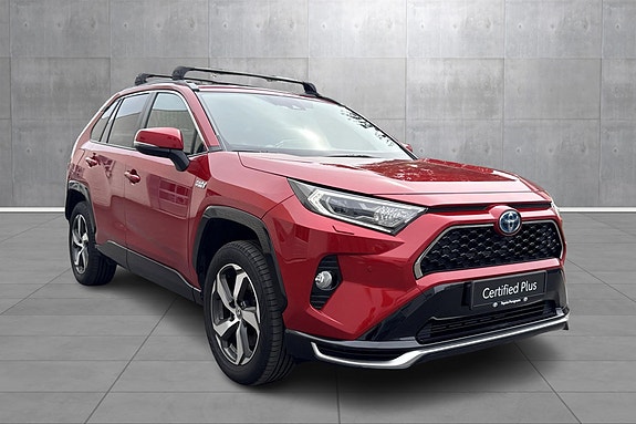 Toyota RAV4 7 of 19