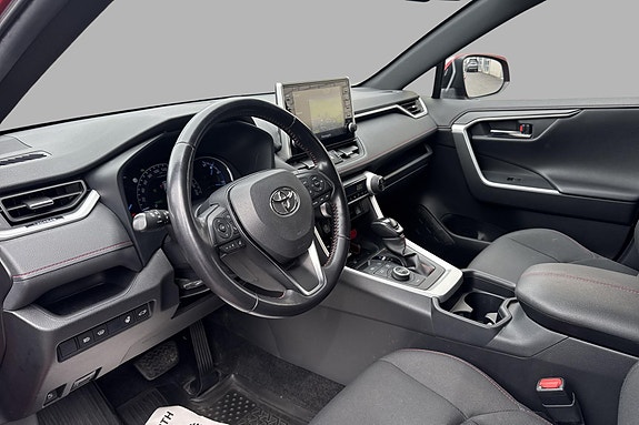 Toyota RAV4 10 of 19