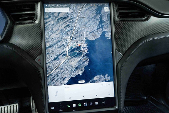 Tesla Model X 30 of 30