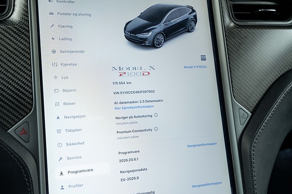 Tesla Model X 24 of 30