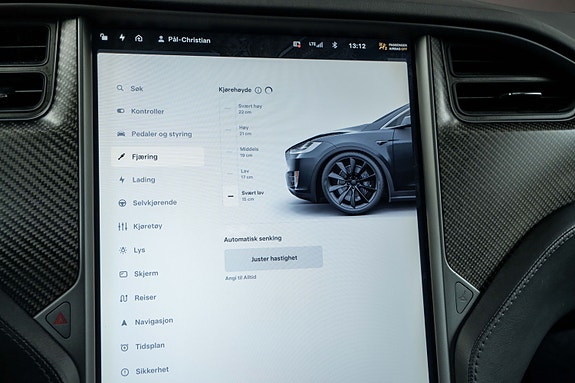 Tesla Model X 23 of 30