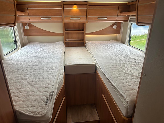 Hymer  Exsis I 588 2 of 30