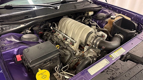 Dodge Challenger 21 of 23