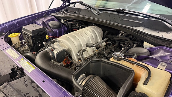 Dodge Challenger 22 of 23