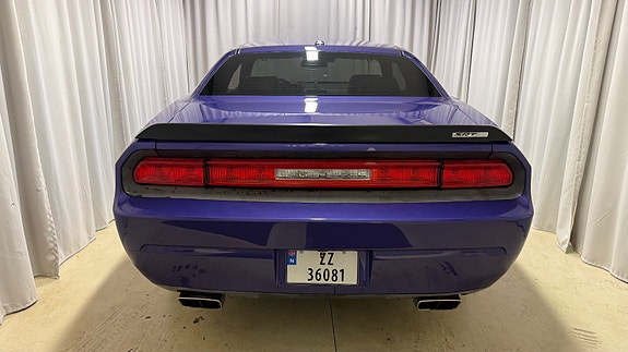 Dodge Challenger 6 of 23