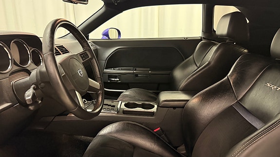 Dodge Challenger 9 of 23