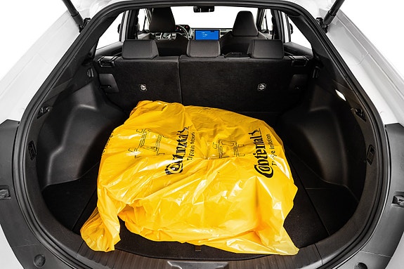 Subaru Solterra 23 of 26