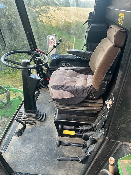 John Deere 1155 9 of 21