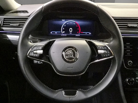 Skoda Superb 15 of 25