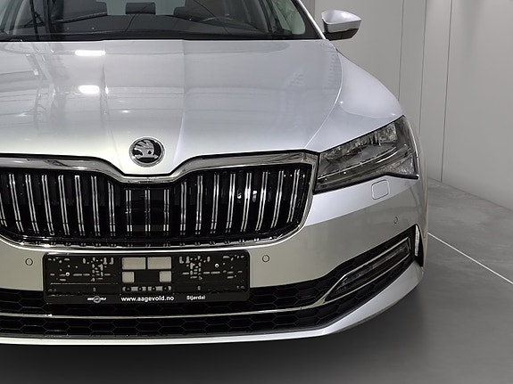 Skoda Superb 5 of 25